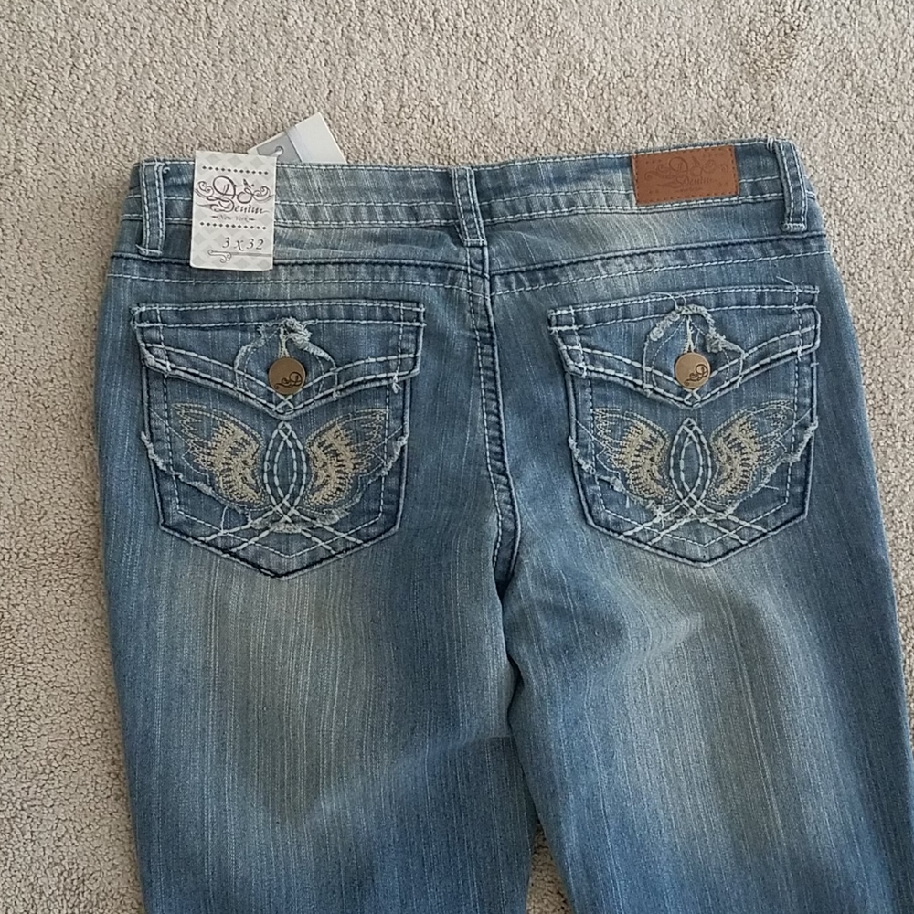 Jean - Picture 4 of 4